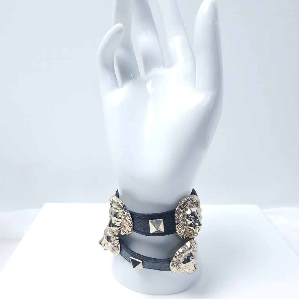 Lion Head Medallion on Leather adjustable Strap bracelet